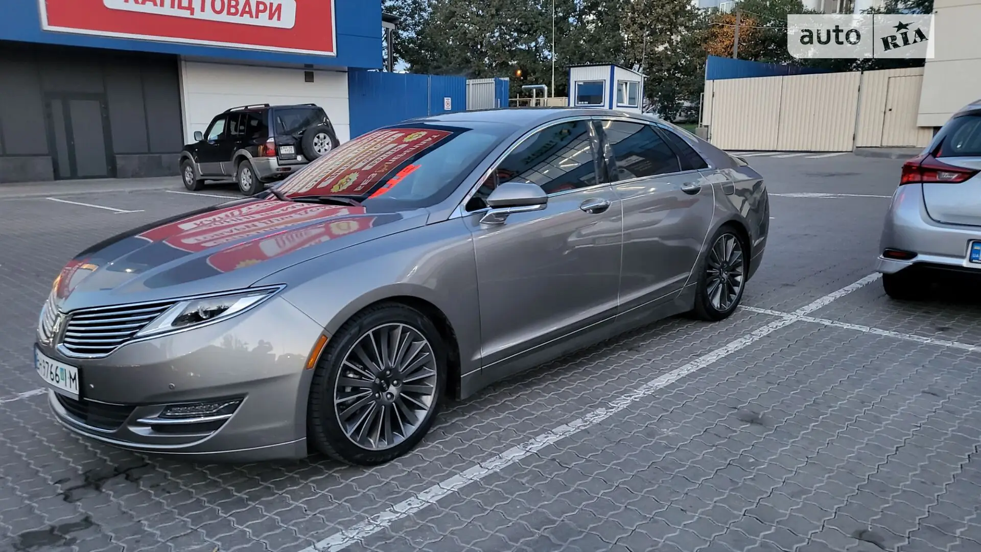 2015 Lincoln MKZ - мініатюра 2