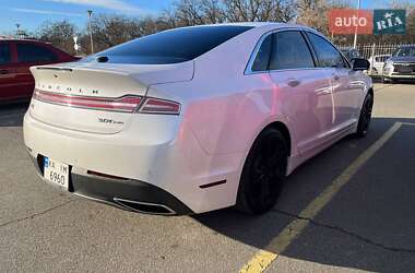 Седан Lincoln MKZ 2017 в 