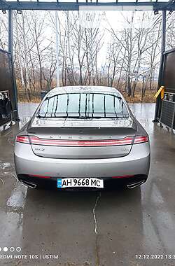 Седан Lincoln MKZ 2016 в 