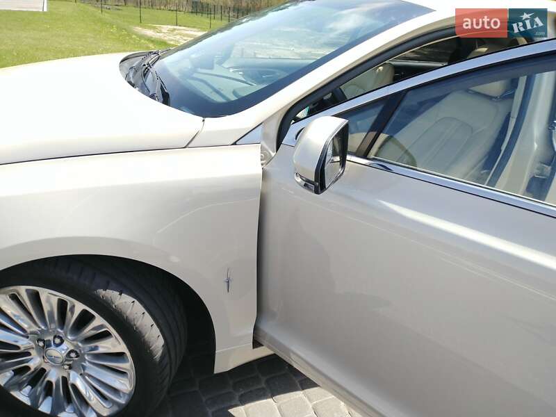 Седан Lincoln MKZ 2015 в Києві