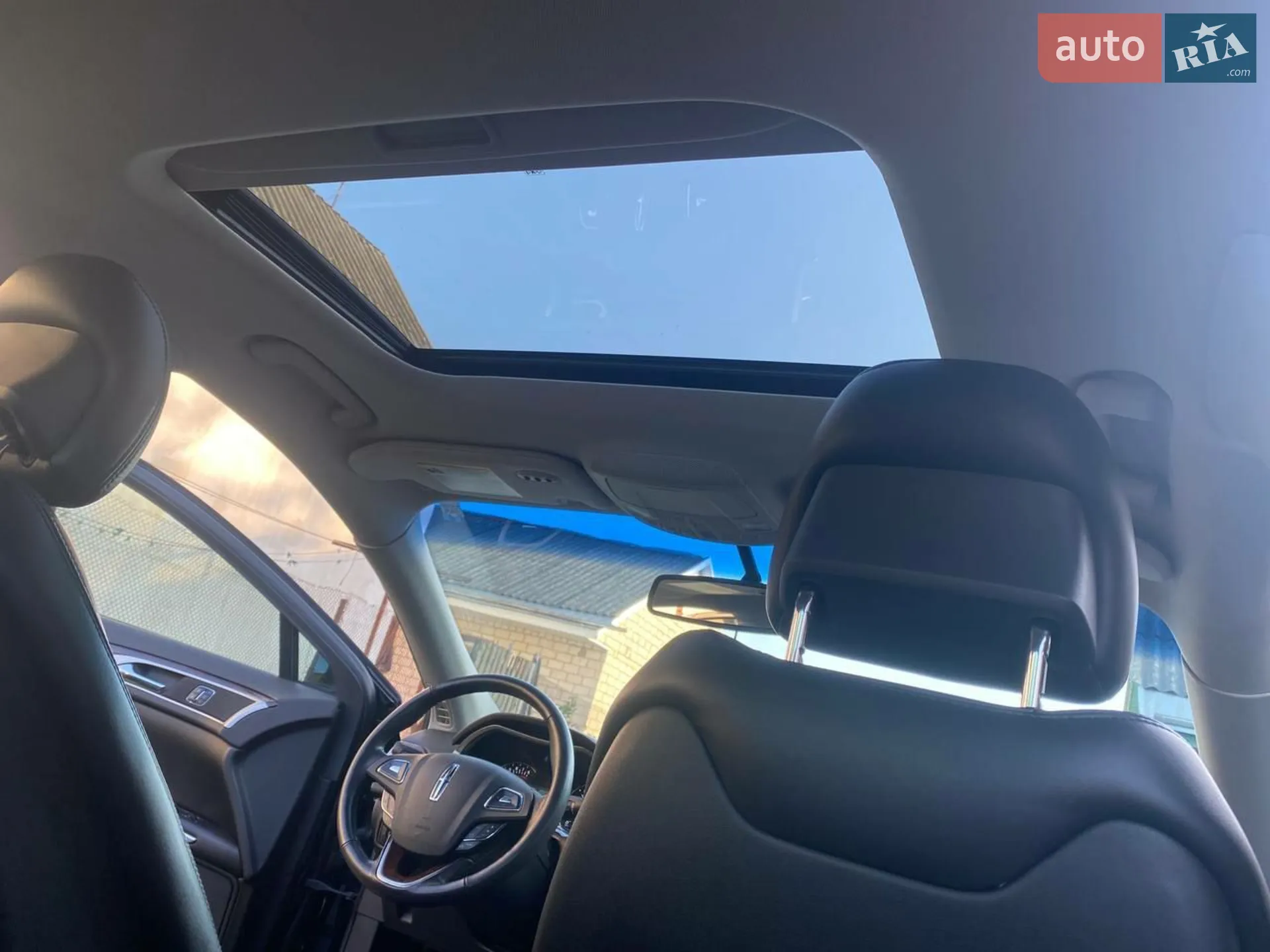 2014 Lincoln MKZ - мініатюра 32