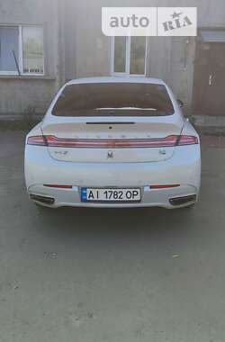 Седан Lincoln MKZ 2015 в Броварах