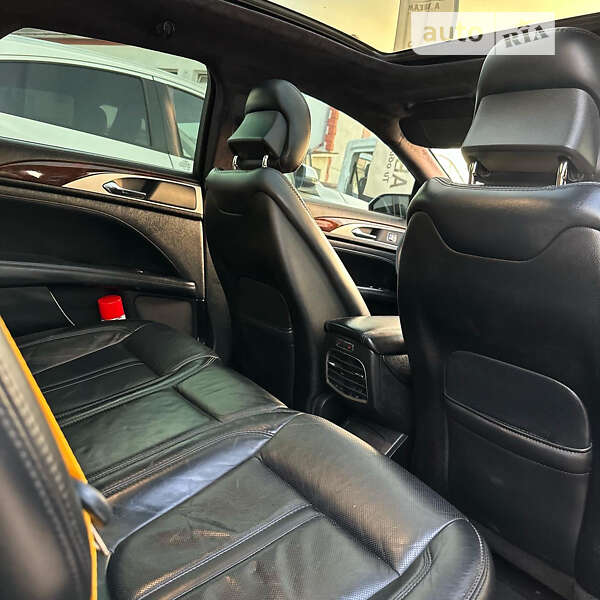 Седан Lincoln MKZ 2017 в Черновцах