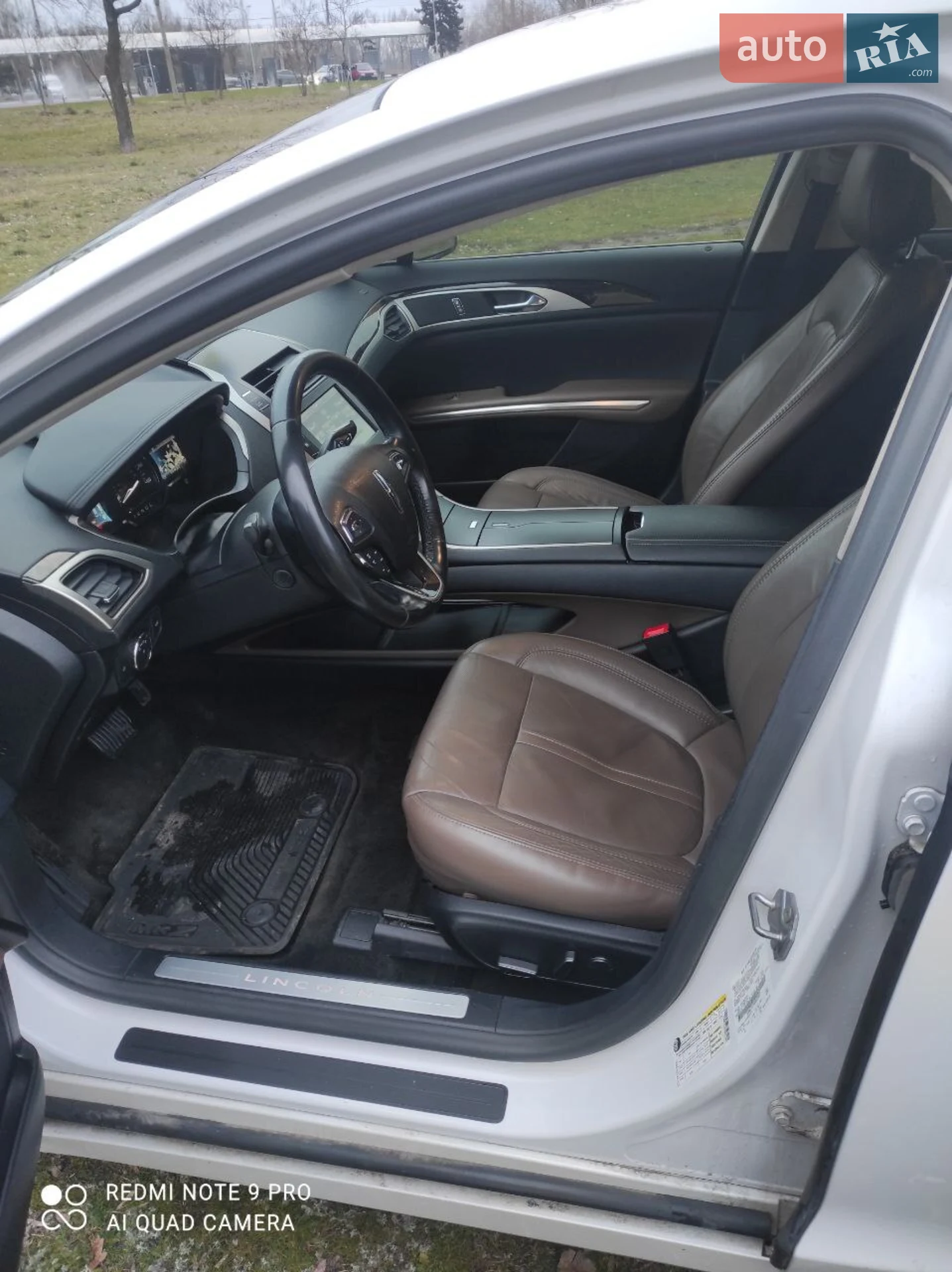 2016 Lincoln MKZ - мініатюра 13