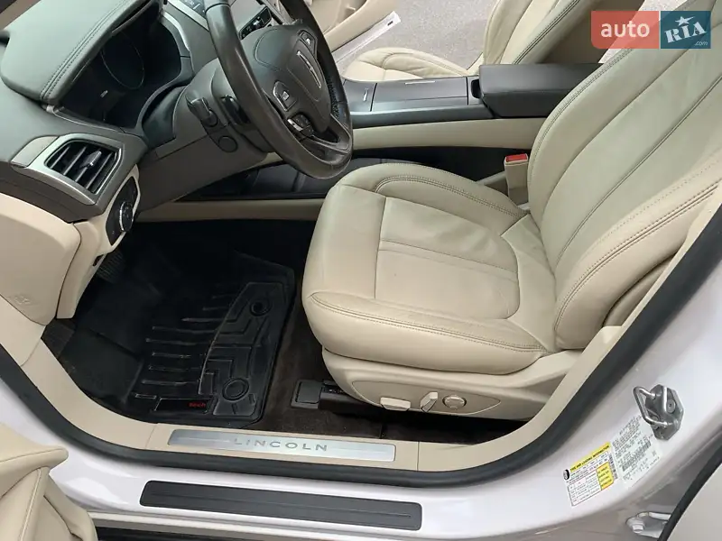 Lincoln MKZ