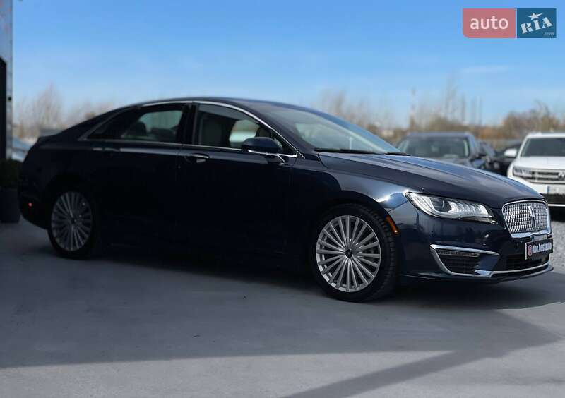 Седан Lincoln MKZ 2016 в Ровно