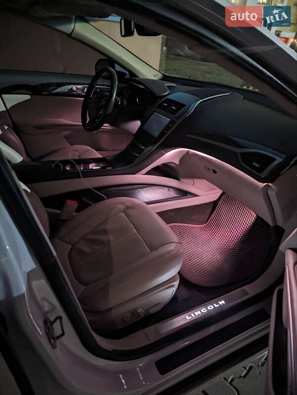 Седан Lincoln MKZ 2015 в Полтаві