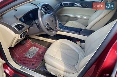 Седан Lincoln MKZ 2013 в 