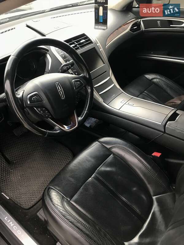 Седан Lincoln MKZ 2016 в Києві