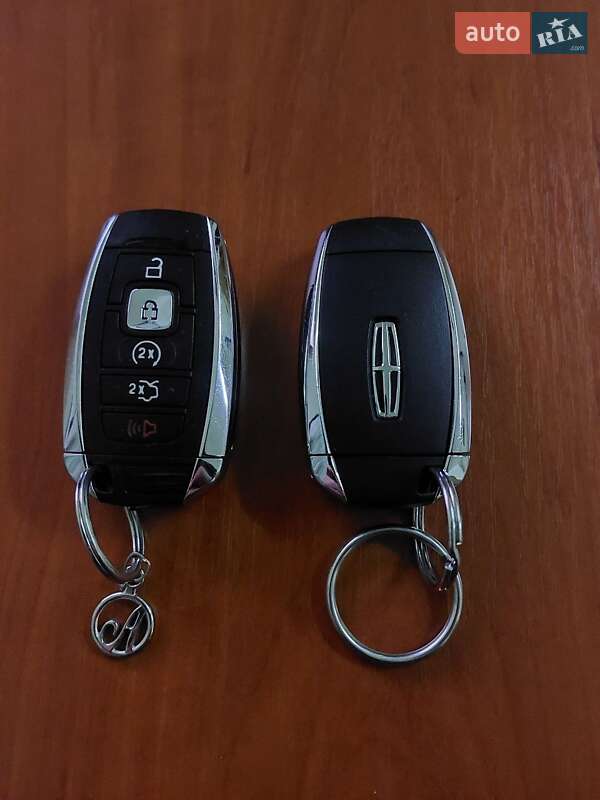 Седан Lincoln MKZ 2019 в Днепре