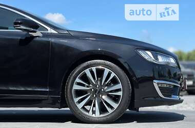 Седан Lincoln MKZ 2019 в Ровно