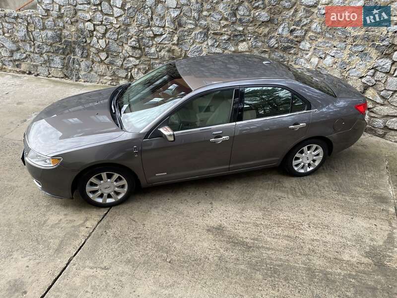 Седан Lincoln MKZ 2011 в Ровно