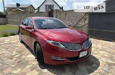 Седан Lincoln MKZ 2015 в Тернополе