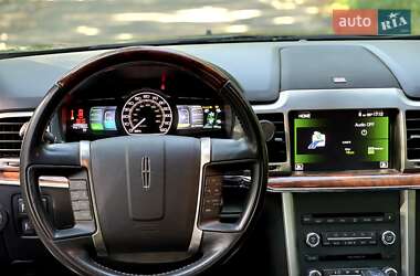 Седан Lincoln MKZ 2011 в 