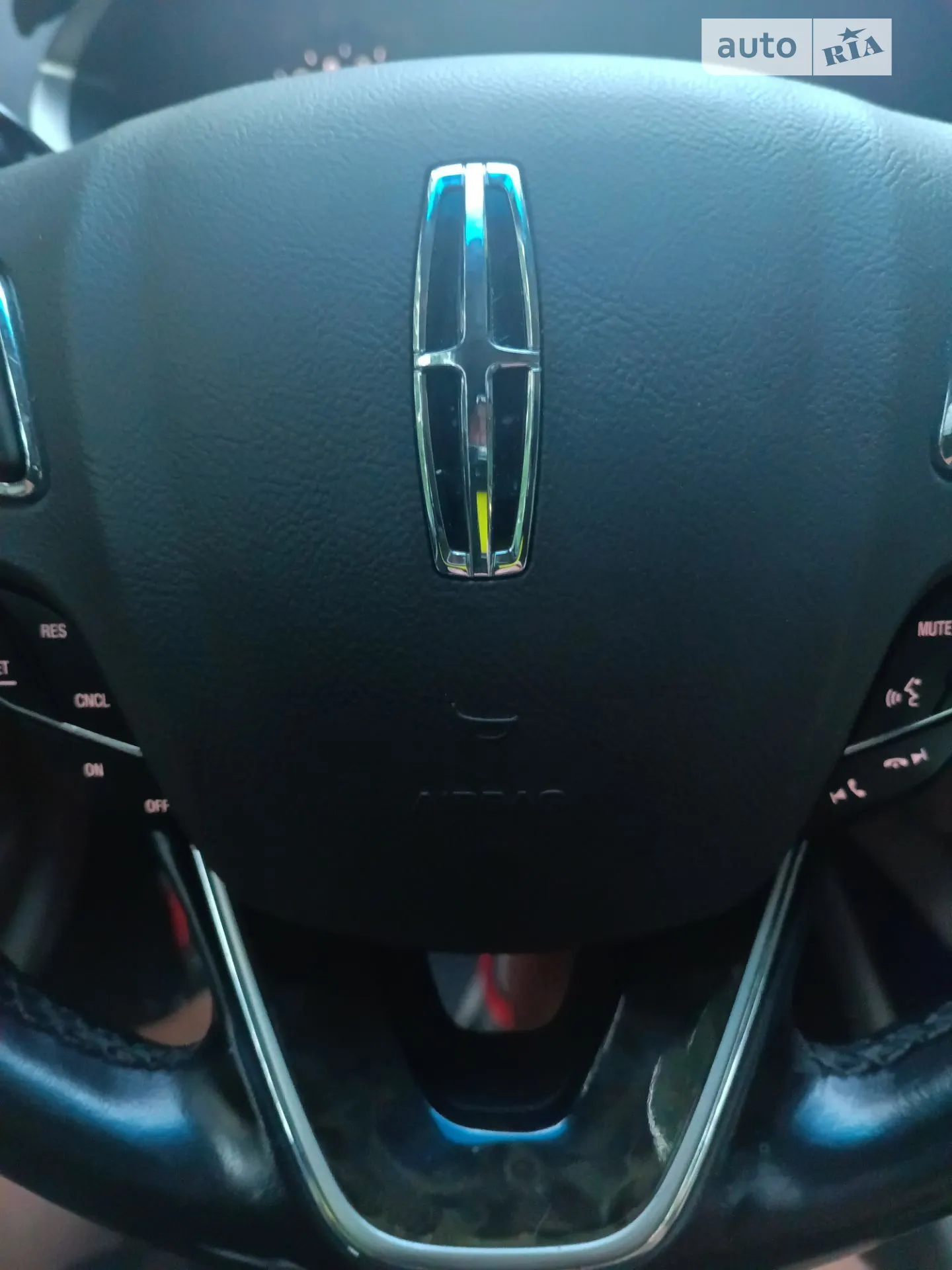 2014 Lincoln MKZ - мініатюра 26