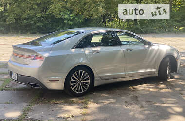 Седан Lincoln MKZ 2017 в 