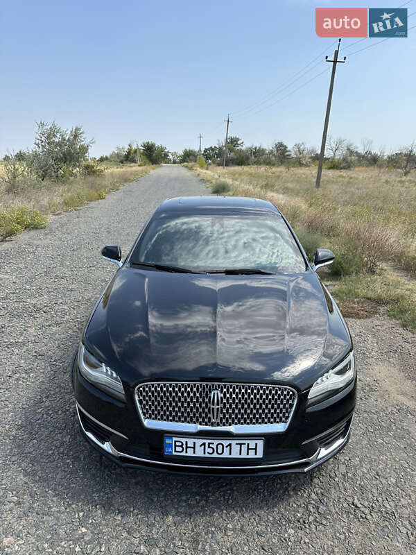 Седан Lincoln MKZ 2016 в Рені