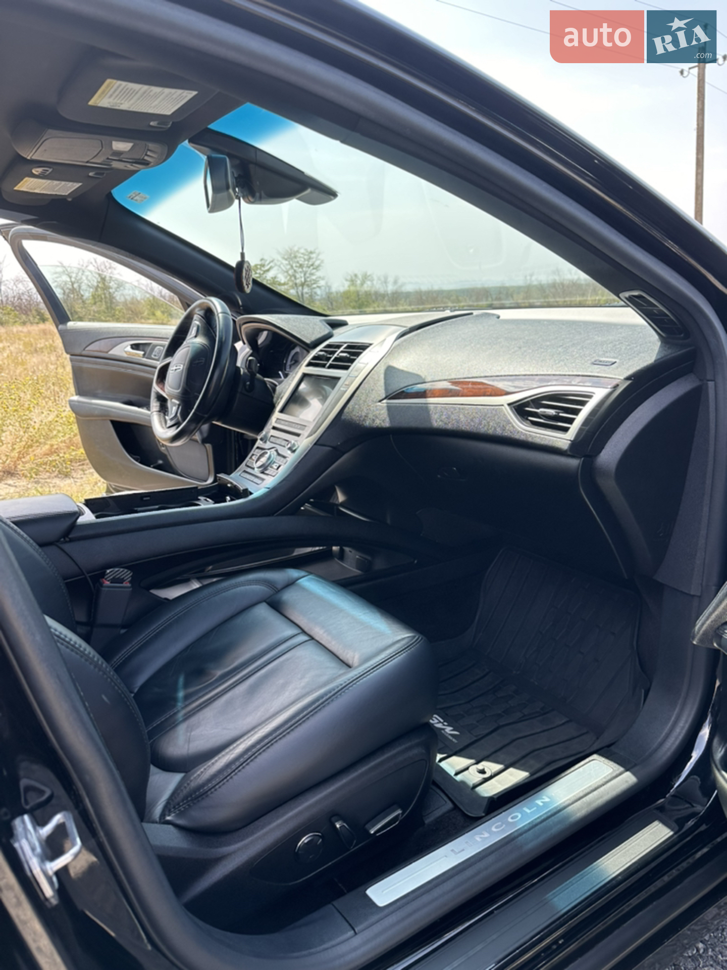 2016 Lincoln MKZ - мініатюра 13