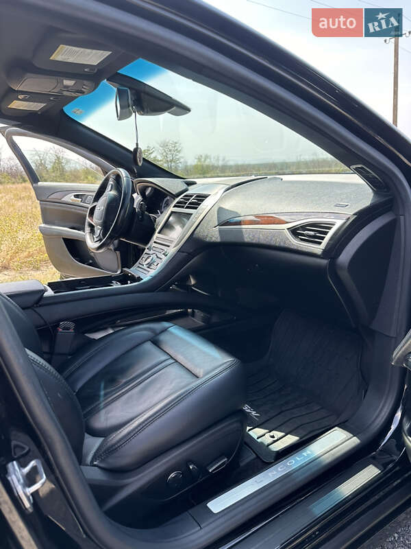 Седан Lincoln MKZ 2016 в Рені