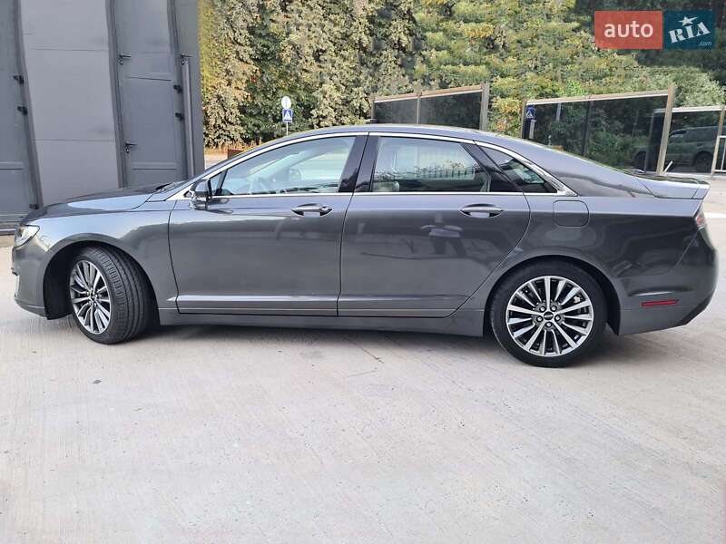 Седан Lincoln MKZ 2017 в Киеве