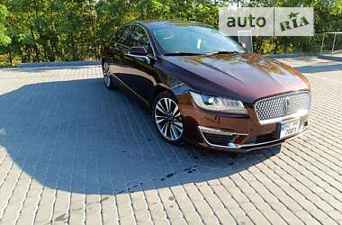 Седан Lincoln MKZ 2019 в Львові