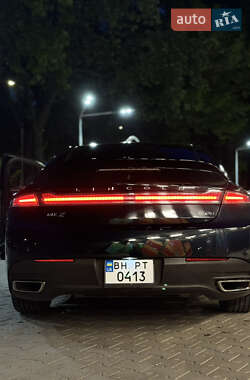 Седан Lincoln MKZ 2014 в 