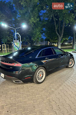 Седан Lincoln MKZ 2014 в 
