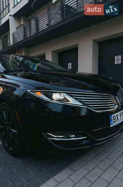 Седан Lincoln MKZ 2014 в 