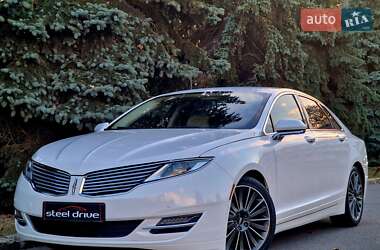 Седан Lincoln MKZ 2015 в 