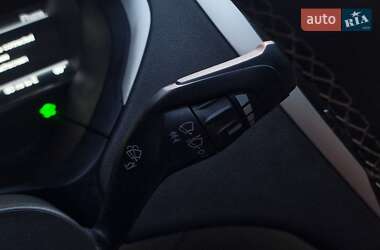Седан Lincoln MKZ 2015 в 