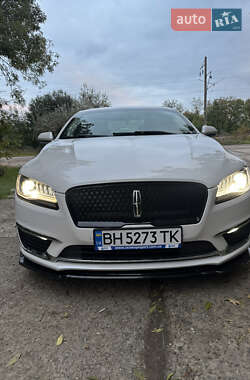 Седан Lincoln MKZ 2016 в 