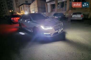 Седан Lincoln MKZ 2018 в 
