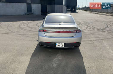 Седан Lincoln MKZ 2016 в 