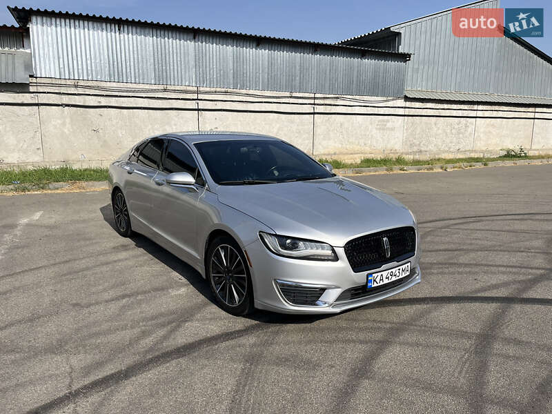 Седан Lincoln MKZ 2016 в 