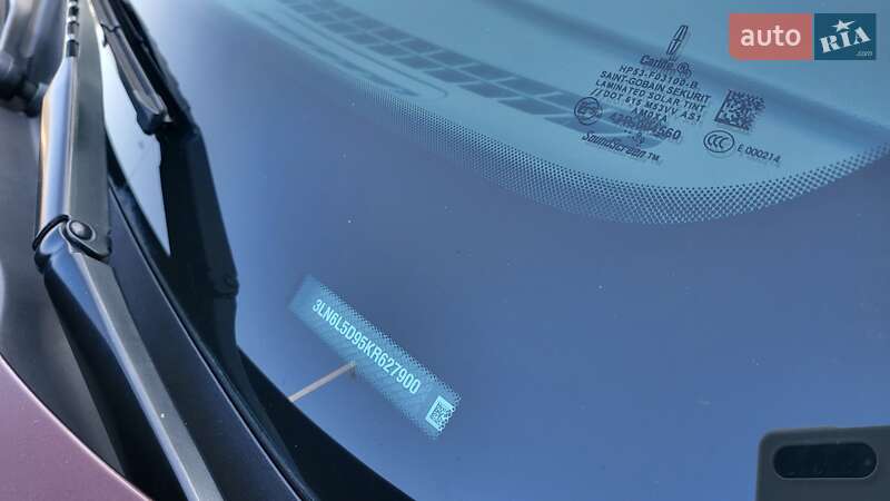 Седан Lincoln MKZ 2019 в Киеве