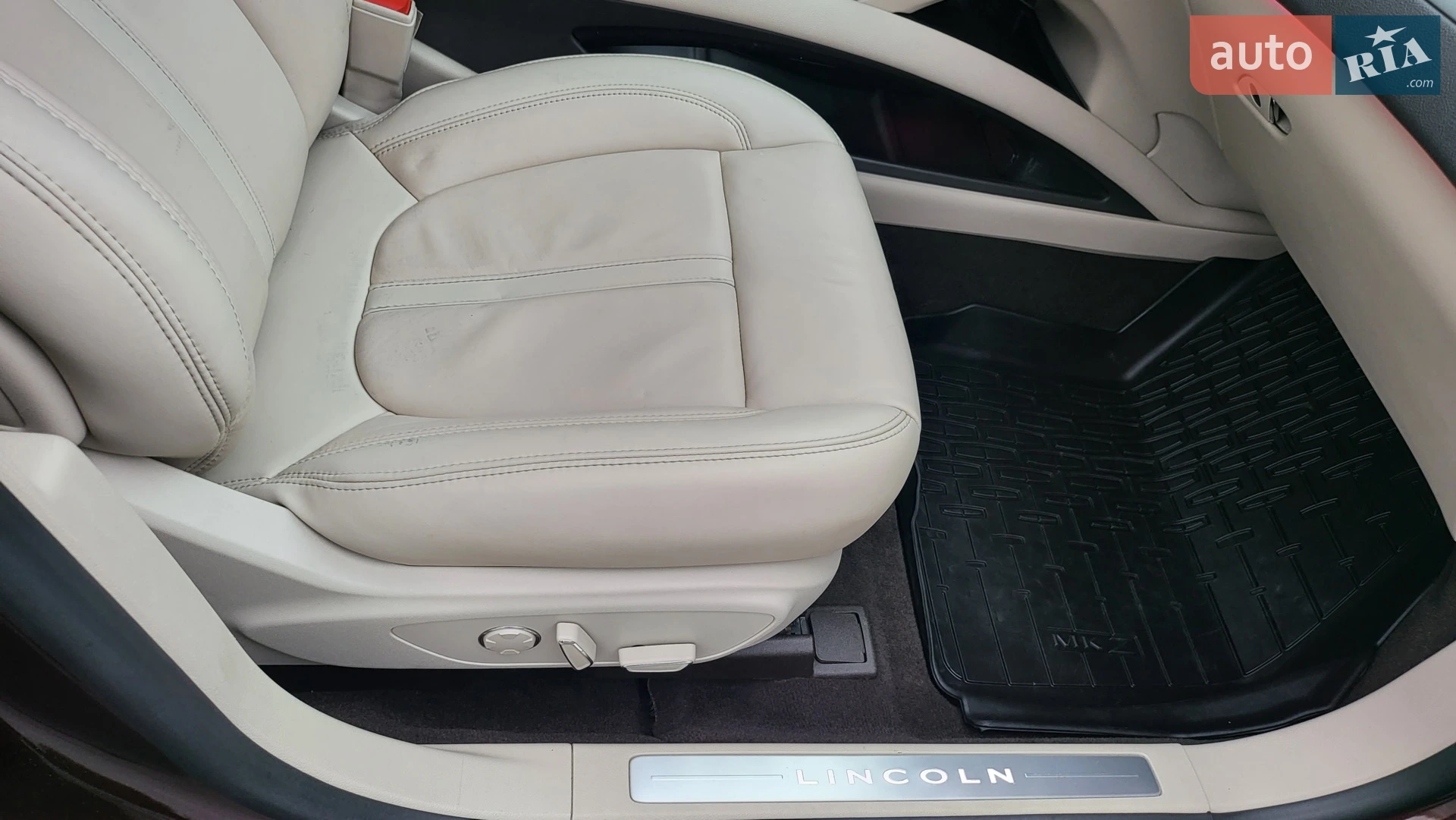 2019 Lincoln MKZ - мініатюра 45