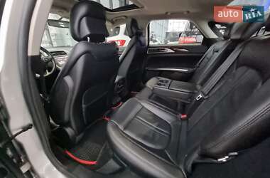 Седан Lincoln MKZ 2015 в 