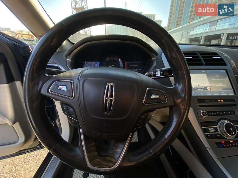Седан Lincoln MKZ 2016 в Одессе фото 24 Седан Lincoln MKZ 2016 в Одессе