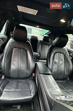 Седан Lincoln MKZ 2020 в 