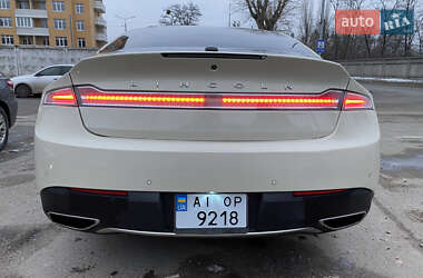 Седан Lincoln MKZ 2015 в Києві