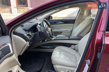 Седан Lincoln MKZ 2013 в 