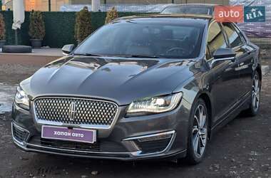 Седан Lincoln MKZ 2018 в Киеве