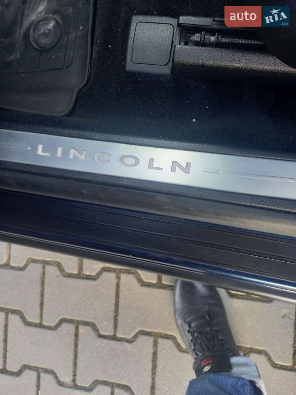 Седан Lincoln MKZ 2017 в Чернівцях