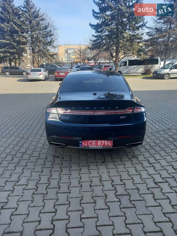 Седан Lincoln MKZ 2017 в Чернівцях