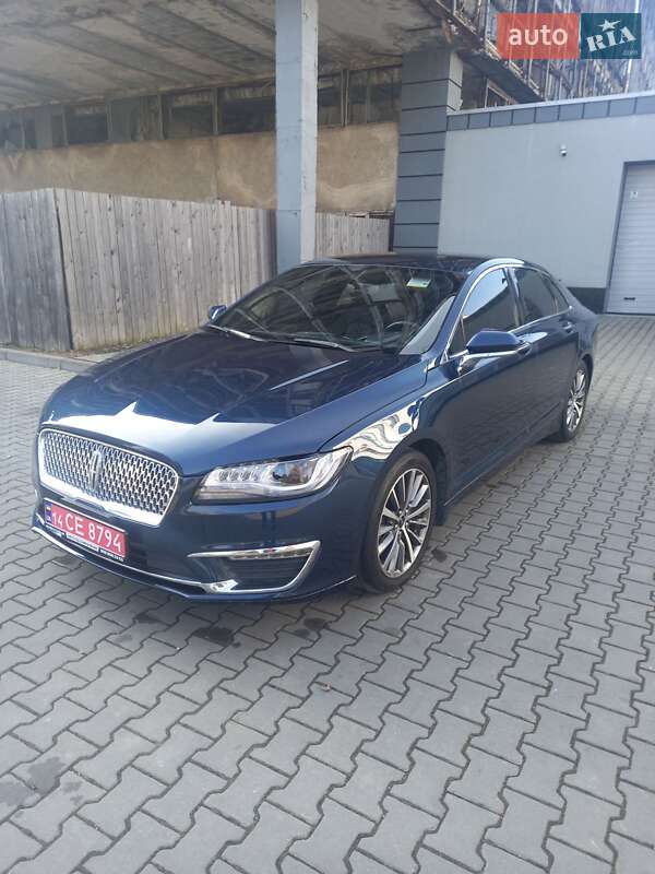 Седан Lincoln MKZ 2017 в Чернівцях