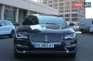 Седан Lincoln MKZ 2016 в 