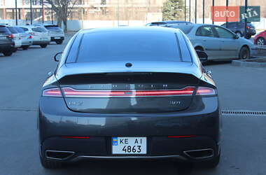 Седан Lincoln MKZ 2016 в 