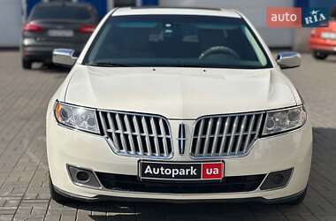 Седан Lincoln MKZ 2012 в 