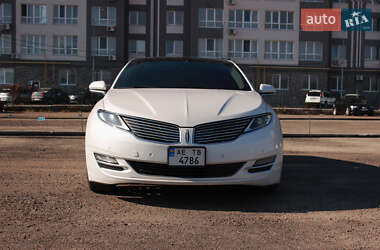 Седан Lincoln MKZ 2015 в Києві