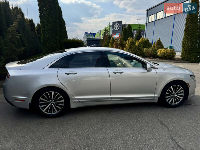 Седан Lincoln MKZ 2017 в Києві